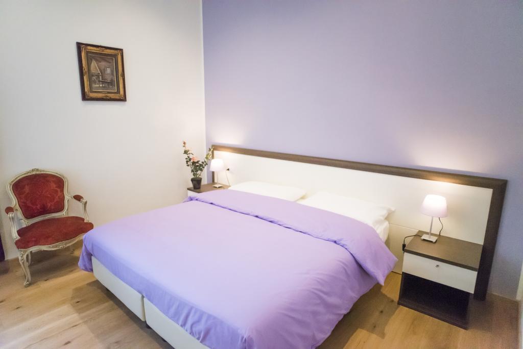 B&B La Piazza Florence Room photo