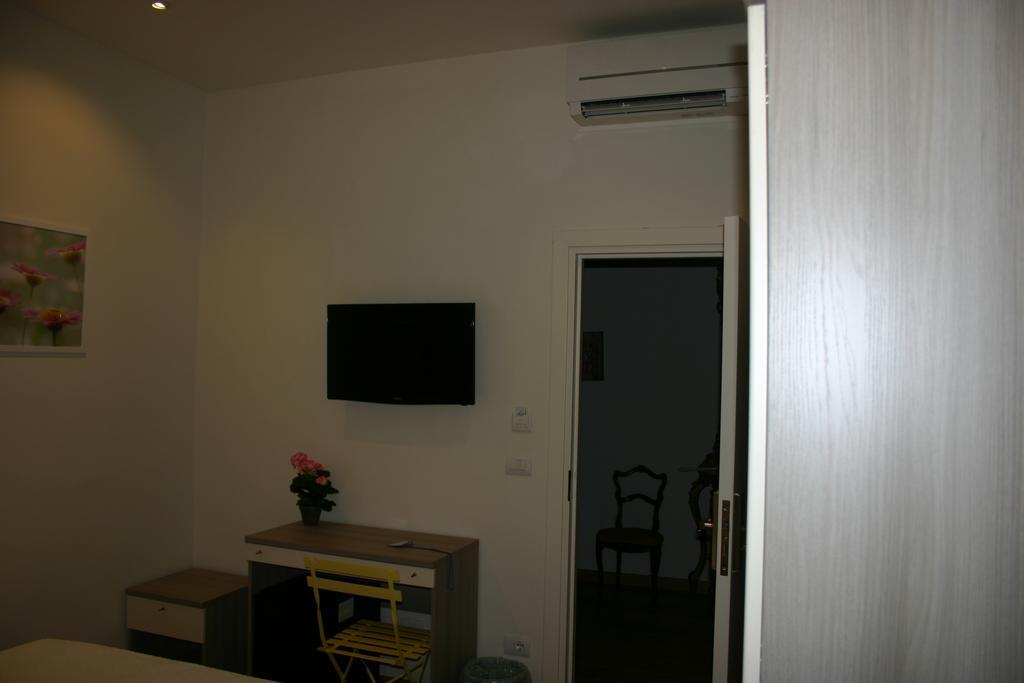 B&B La Piazza Florence Room photo